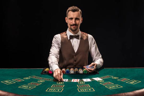How Players Discover Less Common Games on online casino Singapore