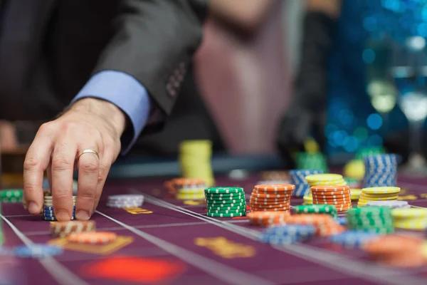 How to Evaluate Dealer Interaction: Online Casinos in UAE